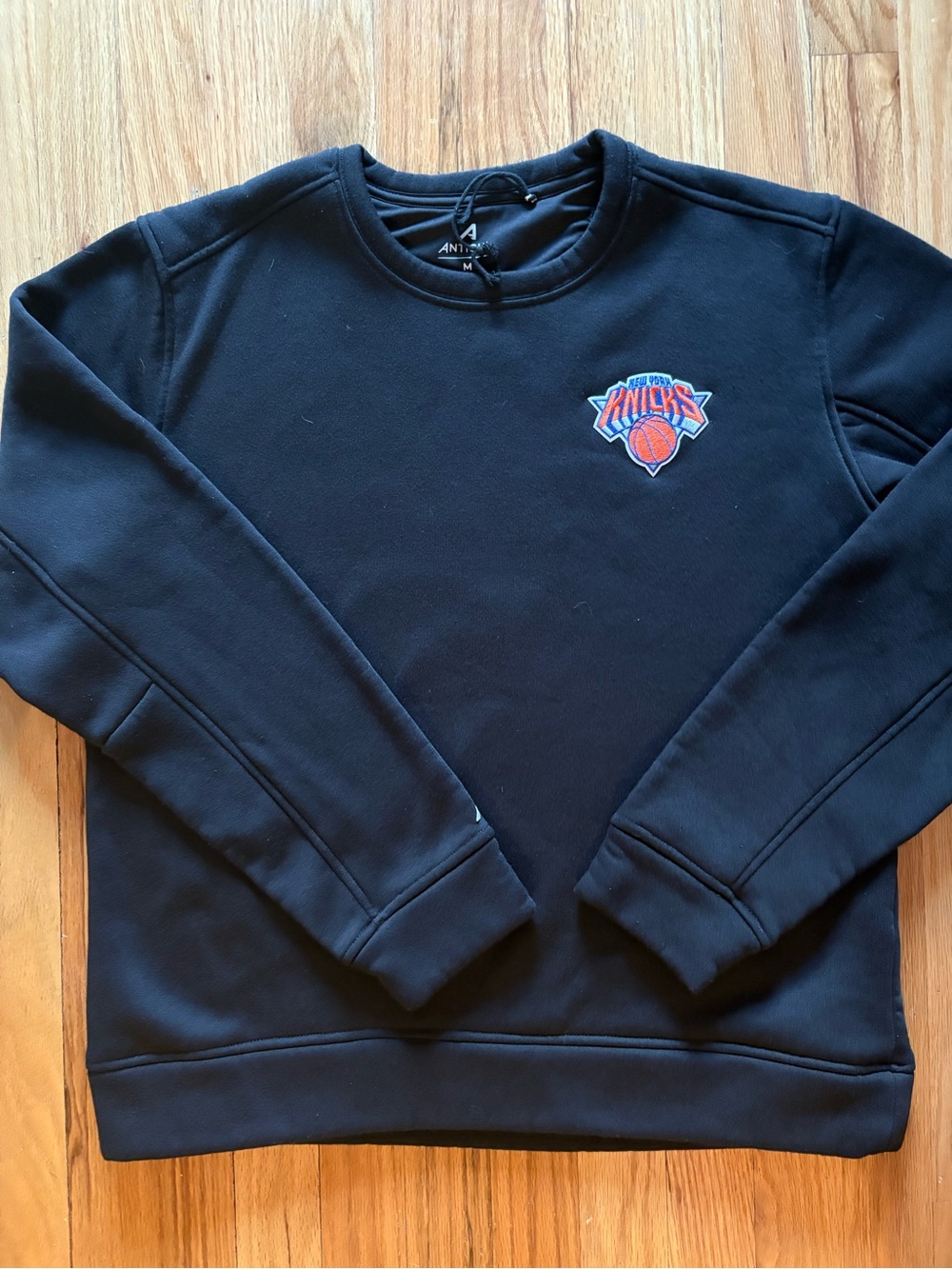 Black Knicks Logo Crewneck Sweatshirt - Brand: